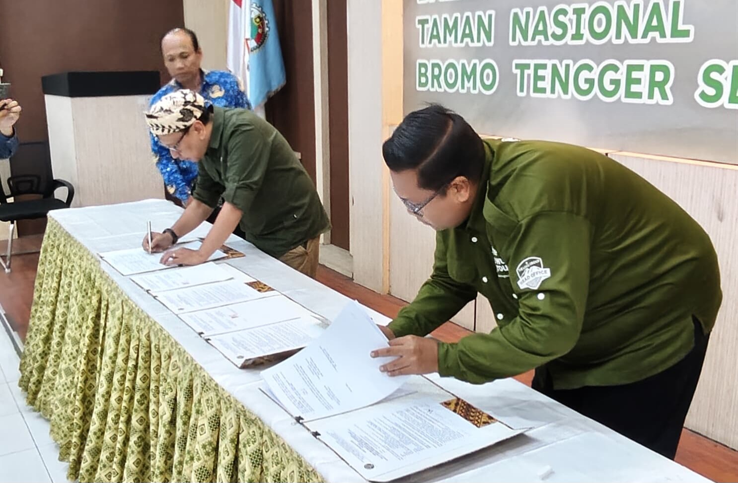 Sensasi Baru di Bromo, Jembatan Kaca Dibuka dan Wisatawan Bakal Terpesona