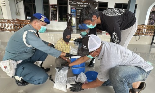 Lanal Tanjung Balai Karimun Amankan Penyelundup Narkotika dari Malaysia