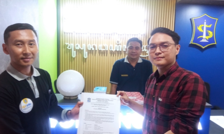 Warga Resah Layanan Administrasi Pemkot Surabaya Masih Lambat