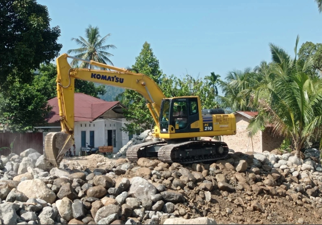 Percepat Pemulihan Irigasi Pascabencana, Pemko Padang Siapkan 17 Paket Rehabilitasi