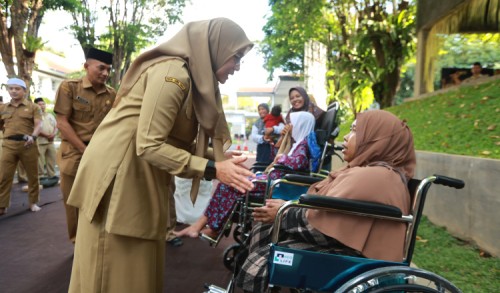 Peringatan 1 Muharram, Bupati Ipuk Ajak ASN Banyuwangi Perkuat Kepedulian Sosial