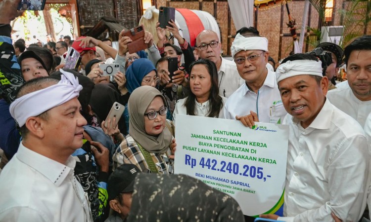 Lindungi Pekerja Rentan, BPJS Ketenagakerjaan dan Pemprov Jabar Salurkan Rp 49,3 Miliar