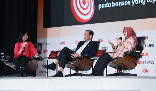 Di Forum Nasional Bersama Luhut, Bupati Ipuk Paparkan Keberhasilan Perlinsos Digital Banyuwangi