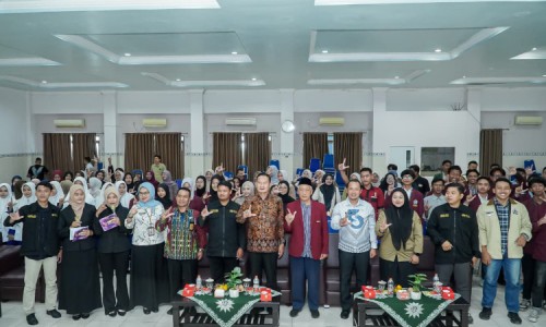 Pak Yes Jadi Pembicara di LKMM-TM BEM Universitas Muhammadiyah Lamongan