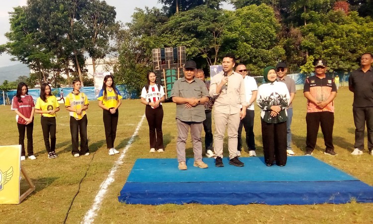 Sebut Bukan Turnamen Biasa, Wagub Emil Puji Konsistensi Siadi Cup III di Kecamatan Lawang