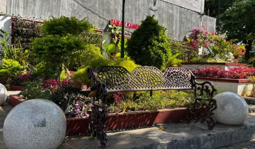 Taman Kampong Arab Dirusak, Kursi Besi Diduga Dicuri Oknum Tak Bertanggungjawab