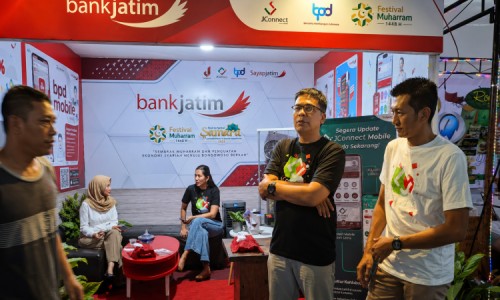 Festival Muharram Bondowoso Jadi Ajang Bank Jatim Dekatkan Layanan Keuangan pada Masyarakat