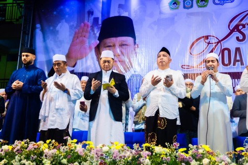 Masyayikh hingga Masyarakat Malang Kirim Doa Keselamatan bagi Bangsa dan Presiden