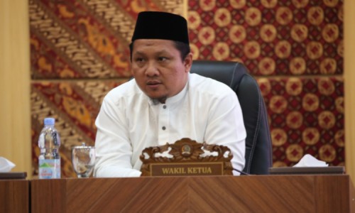 Wakil Ketua DPRD Tuban Tantang Publik Buktikan Isu Anggota Dewan Punya Dapur MBG