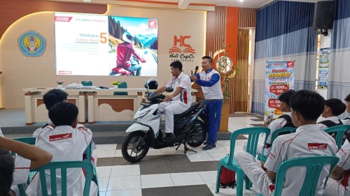 Posisi Berkendara yang Benar, Kunci Jago Cari Aman Biar Happy