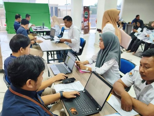 328 Desa di Bone kuti Review APBDes dan Monitoring Evaluasi Pajak Dana Desa
