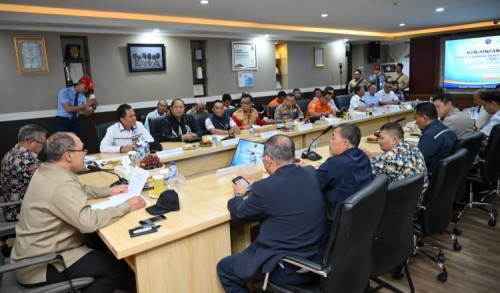 Kemacetan Ketapang-Gilimanuk Terus Berulang, BHS Pimpin Rapat dan Desak Penambahan Dermaga hingga Reaktivasi Rute Ketapang-Lembar