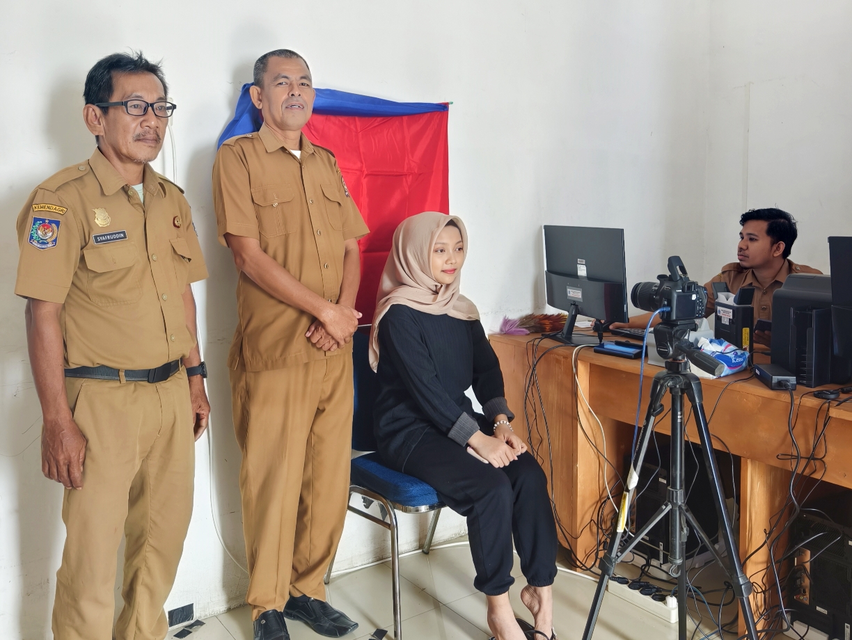Layanan Dukcapil Bone Lebih Dekat, Kini Hadir di Kantor Camat Ulaweng