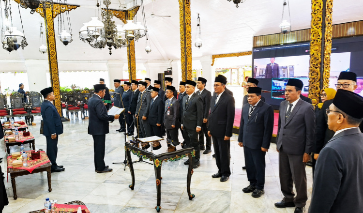 Lantik 25 Pejabat Administrator, Bupati Sumenep Beri Warning Soal Kinerja