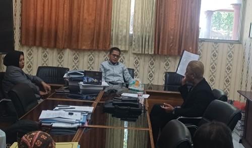 LSM SITI JENAR Datangi DPRD, Dorong Evaluasi Pengelolaan Keuangan di Tiga Rumah Sakit