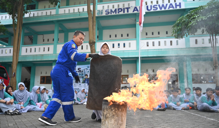 MPLS di SMPIT Al Uswah Banyuwangi, Siswa Dibekali Mitigasi Kebakaran