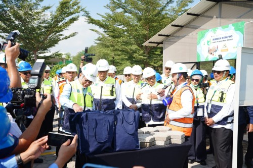 Terbaik Nasional, Menko Pangan Tinjau Pelabuhan Petrokimia Gresik