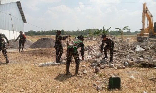 Program TMMD 129 Bojonegoro Sulap Bangunan Kumuh Jadi Rest Area Modern