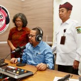 Ke Banyuwangi, Kepala Bakom RI Luncurkan Radio Koperasi Desa/Kelurahan Merah Putih