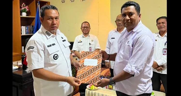 Bupati TTU Tunjuk Dua Staf Khusus, Keduanya Bekerja Tanpa Digaji