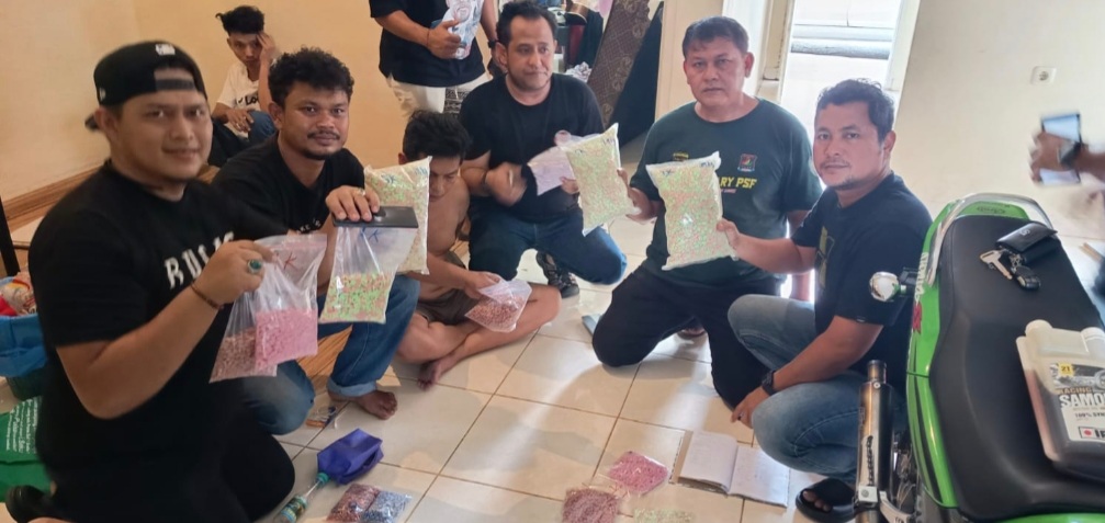 Polisi Bongkar Gudang Narkoba di Pekanbaru, Kejar Bandar