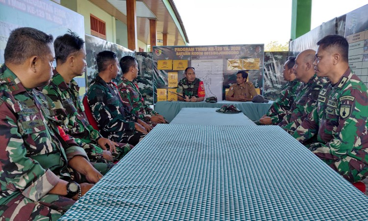 Tinjau Posko TMMD di Kesongo, Dansatgas Bakar Semangat Personel