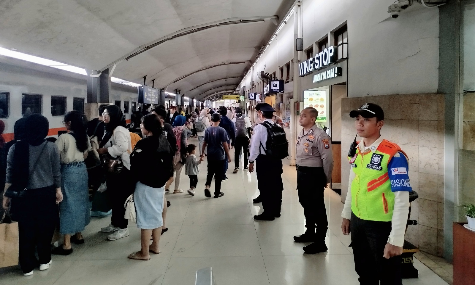 Pengguna Commuter Line Area 8 Surabaya Tembus 1,37 Juta pada Juli 2026