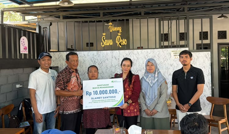 Baru Terdaftar Tiga Bulan, Ahli Waris Petani di Banyuwangi Terima Santunan BPJS Rp10 Juta
