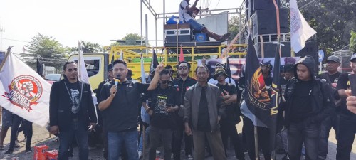 7a6b5c08aa84.jpg