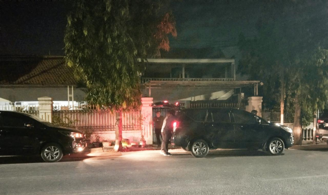 KPK Geledah Rumah Maidi Dan Camat Taman Atas Pengembangan Dugaan Tindak Pidana Pencucian Uang