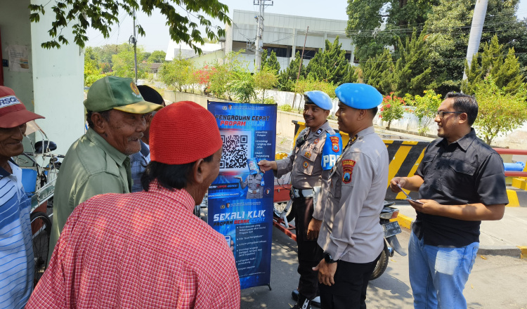 Digitalisasi Pengawasan, Polres Situbondo Hadirkan QR Code Yanduan untuk Transparansi Pelayanan