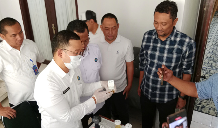 Pasca Satu Anggota Terjerat Narkoba, DPRD Banyuwangi Gelar Tes Urine, 12 Anggota Absen
