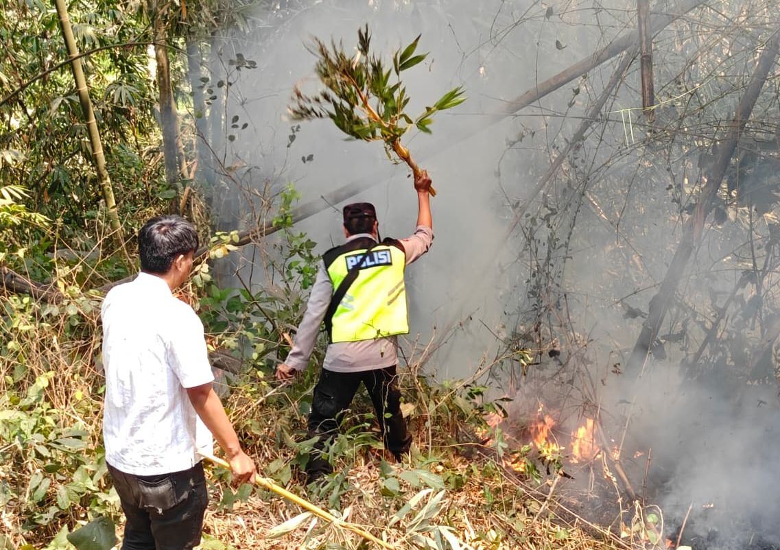 Tanggap Evakuasi Kebakaran Lahan, Kinerja Polsek Bululawang Diapresiasi Warga