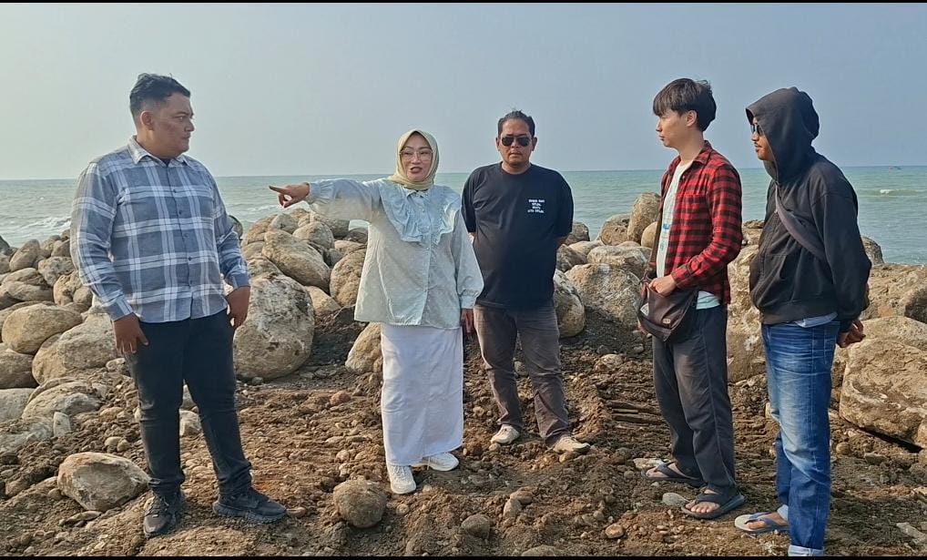 Proyek Pengurugan Laut di Kramat Tegal Diprotes Warga, Diduga Tak Berizi 