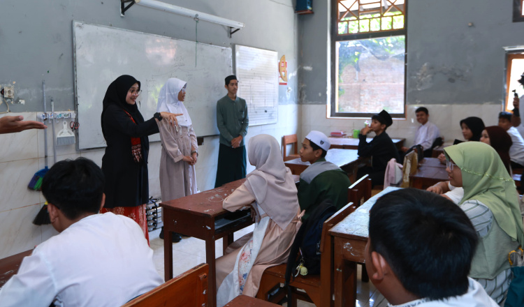 Lewat Program Santri Mengajar, Pemkab Banyuwangi Tanamkan Karakter Diniyah ke Pelajar SD-SMP