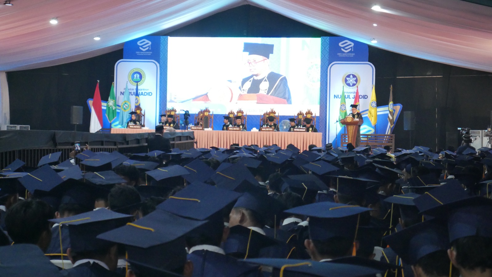 Lepas 1.195 Wisudawan, UNUJA Titipkan Pesan Pengabdian untuk Umat